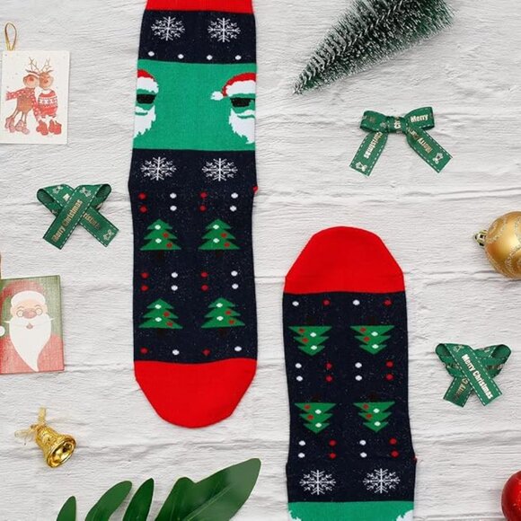 Funny Christmas Socks | “I Do It For The Ho’s” Santa Holiday Novelty Socks - Picture 3 of 3